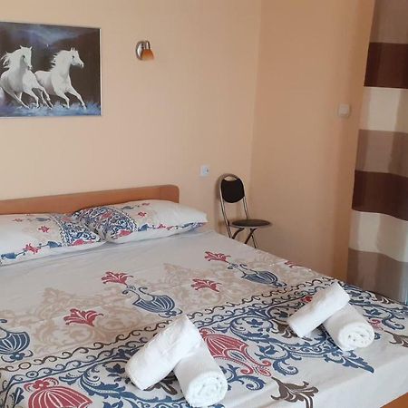 Sunshine Hotel Gyevgyelija Kültér fotó