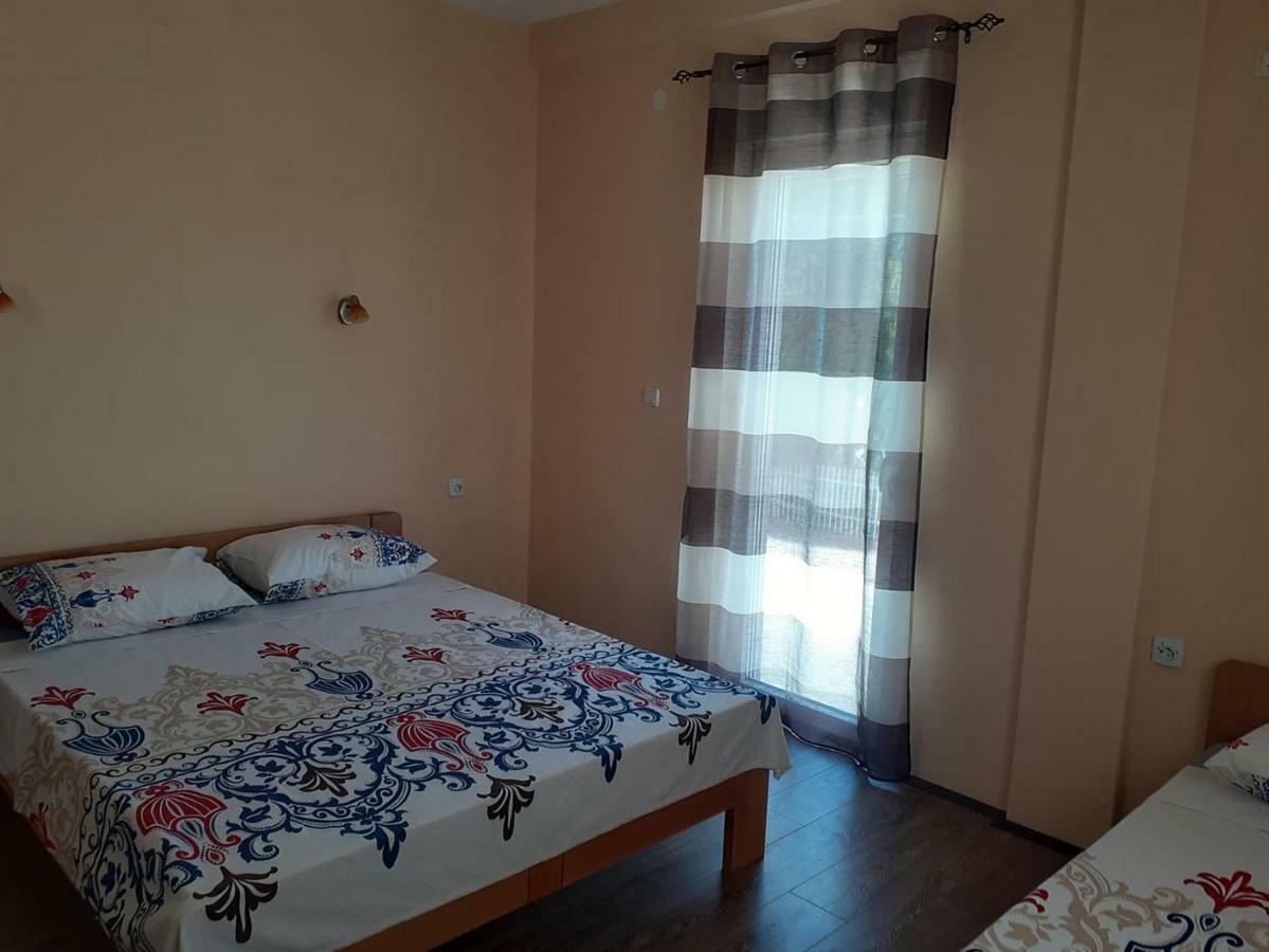 Sunshine Hotel Gyevgyelija Kültér fotó
