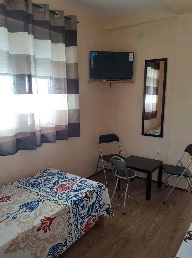 Sunshine Hotel Gyevgyelija Kültér fotó